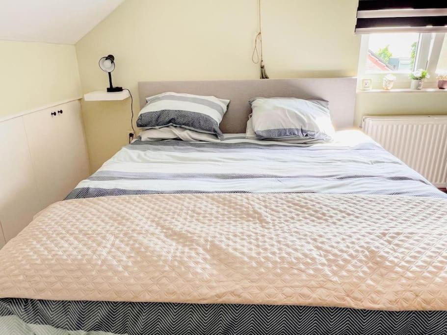 Modern Loft With 2 Bedrooms Near Sint Truiden *